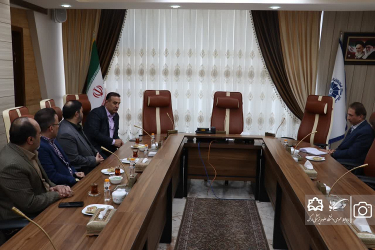 دیدار رئیس دانشگاه علوم پزشکی استان مرکزی با رییس اتاق بازرگانی استان