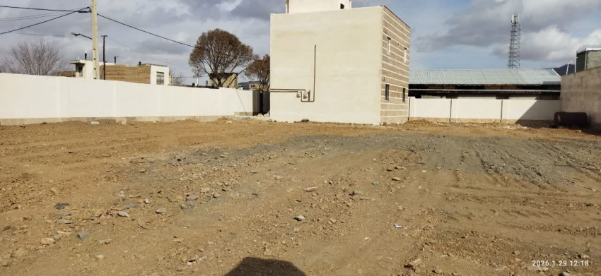 اتمام پروژه دیوار کشی بیمارستان مهر خنداب به همت خیرین ارجمند خندابی